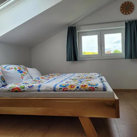 Апартаменты 43 Жьяр