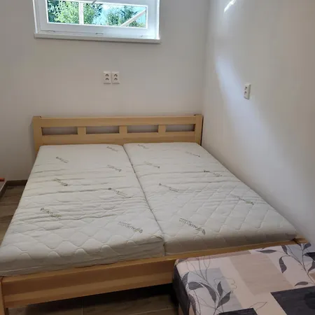 Διαμέρισμα 43 *